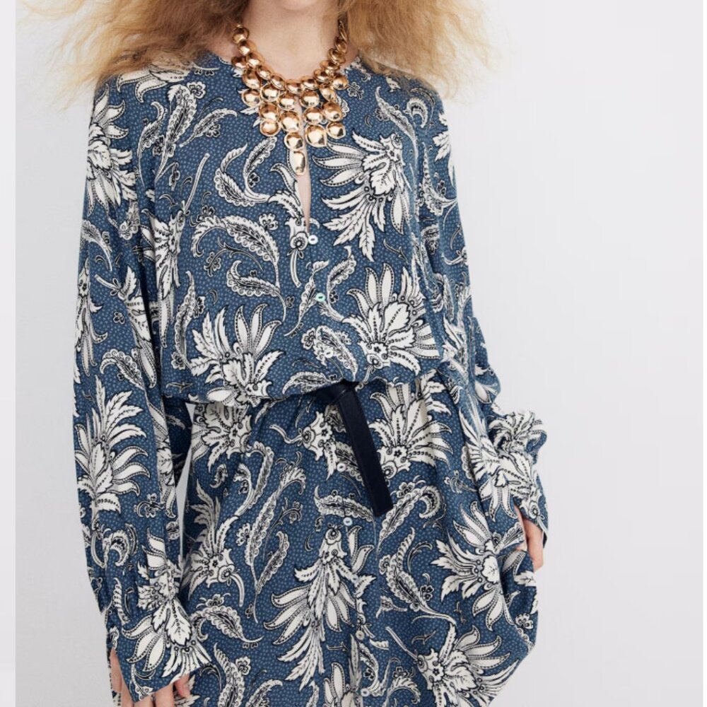H&M Long-Sleeved Dress Dusty blue/paisley-patterned